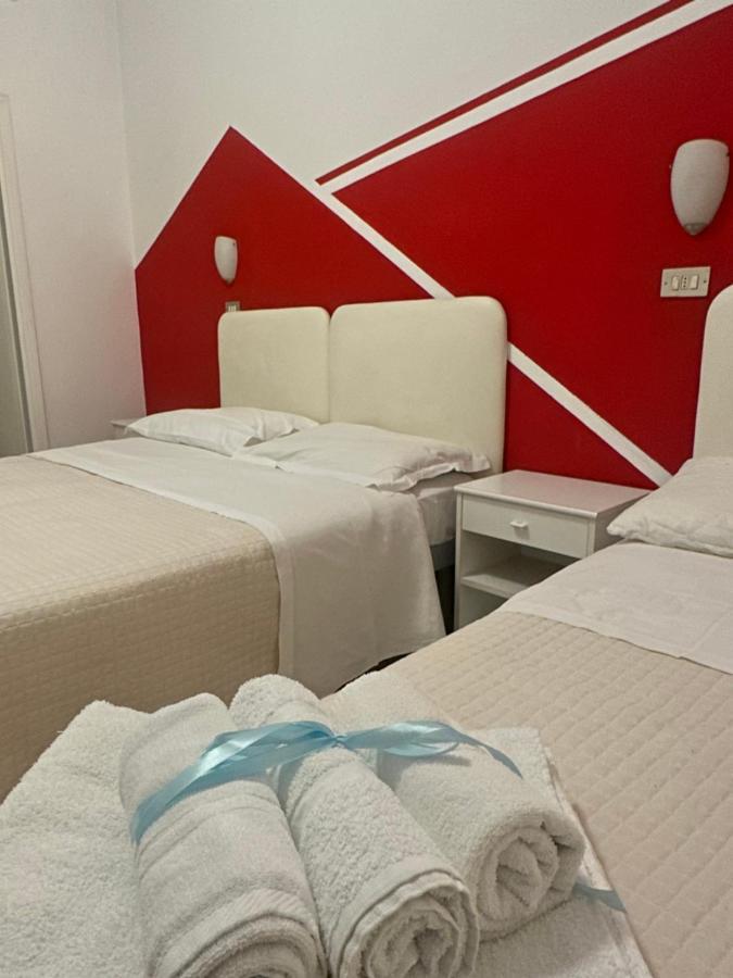 Albergo B&B Serafini Rimini Bagian luar foto
